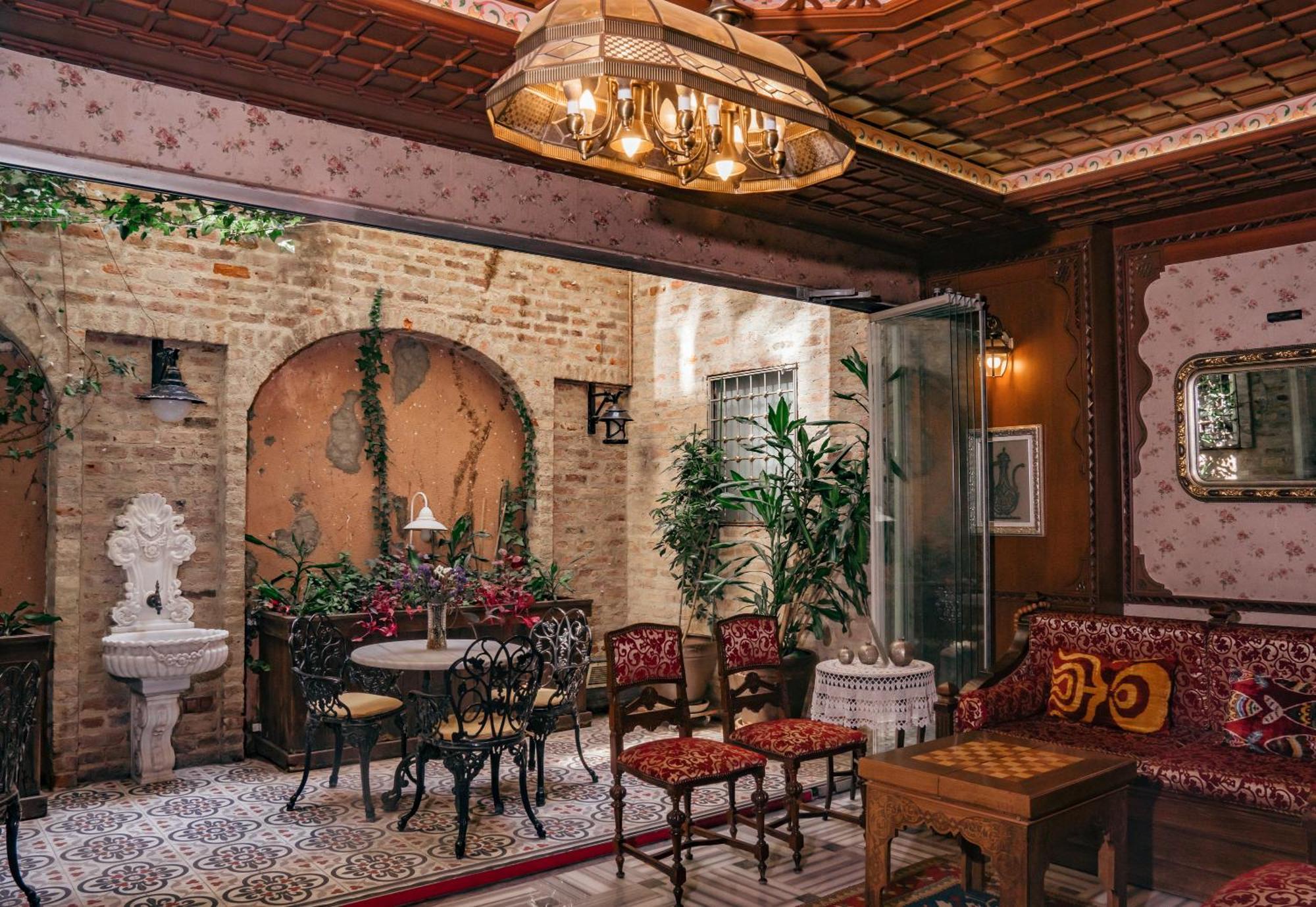 Hotel Niles Istanbul, Istanbul